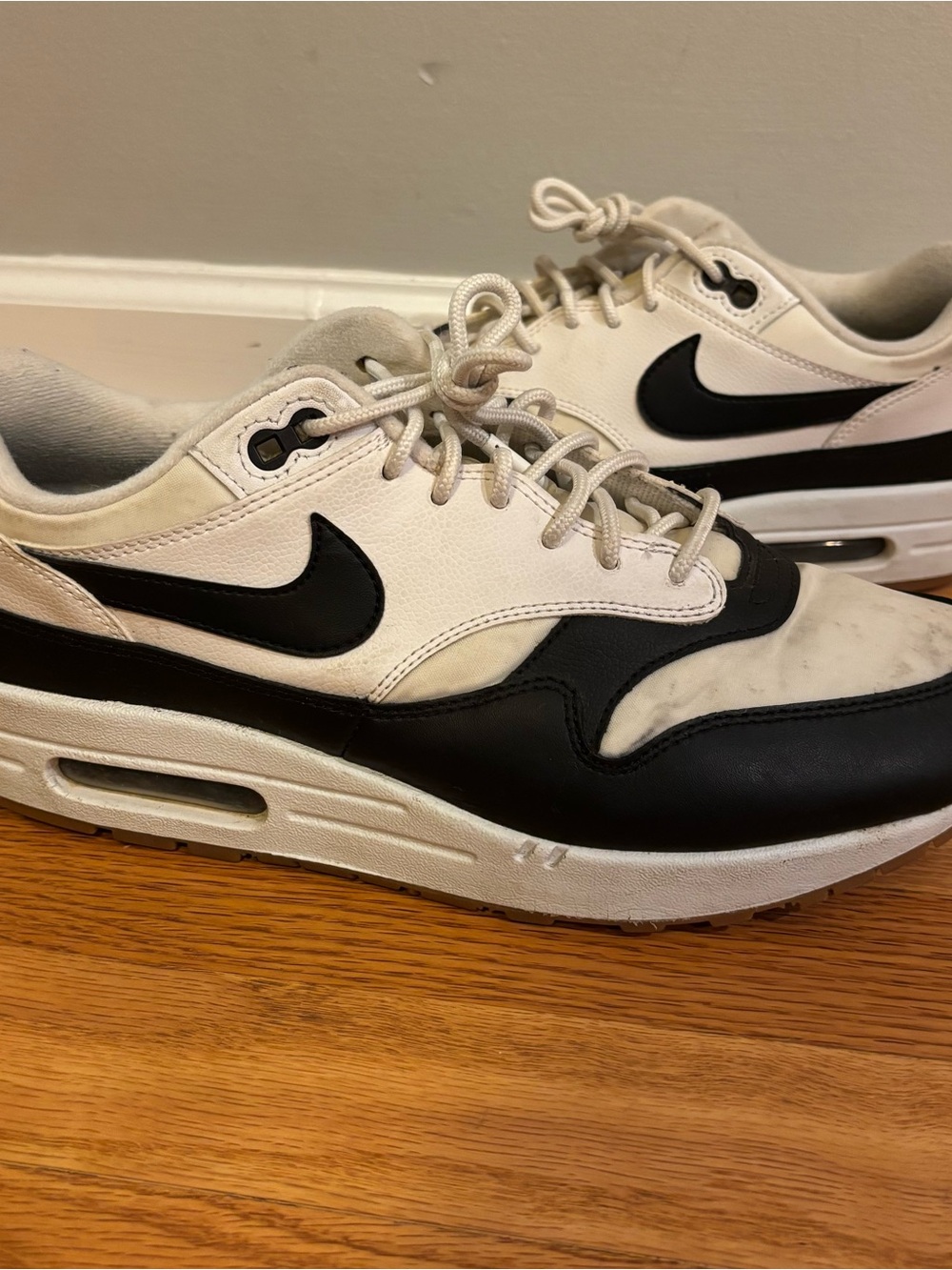 Nike Air Max 1 Sneakers - White/Black/Gum